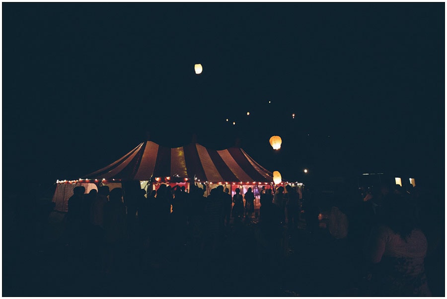 circus_tent_wedding_330