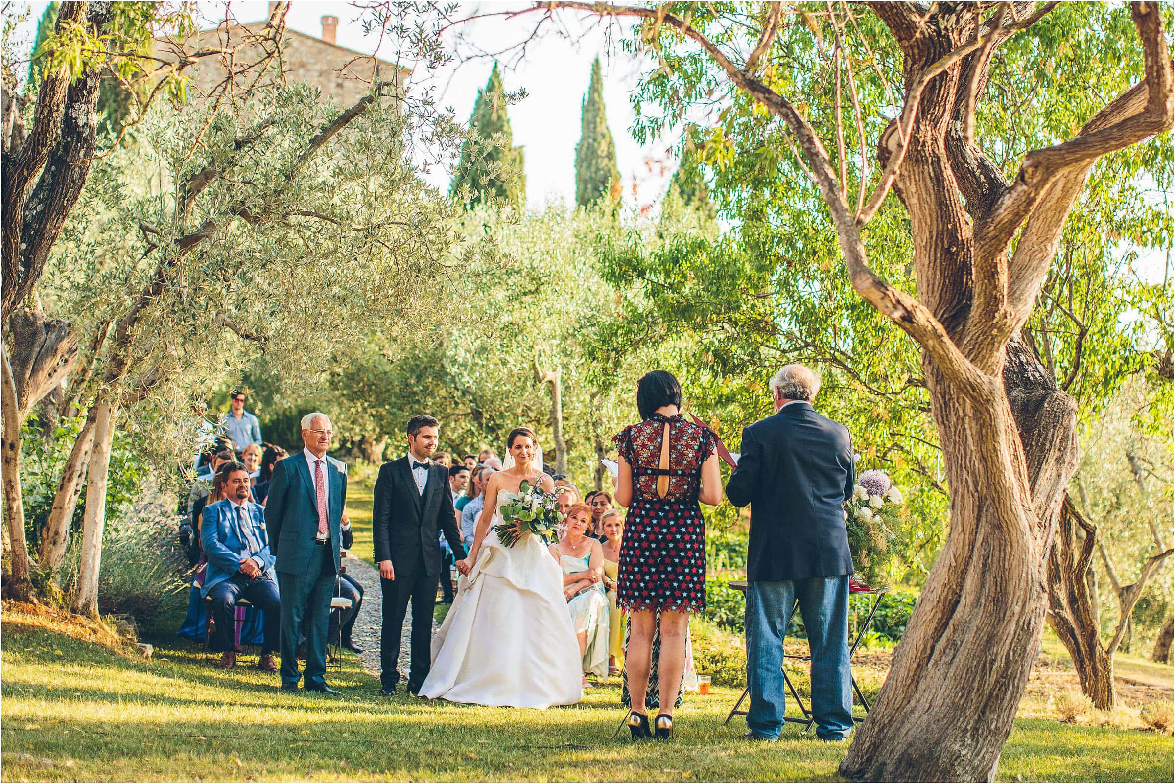A beautiful shot of a couple getting married at Castello di Vicarello in Tuscany